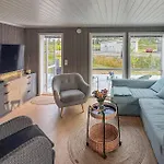4 Bedroom Lovely In