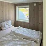 Dom wakacyjny 4 Bedroom Lovely In